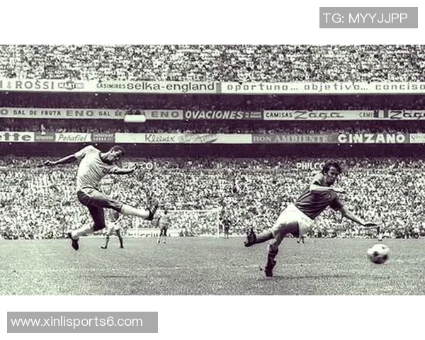 足球传奇后卫的辉煌历程与不朽精神解析